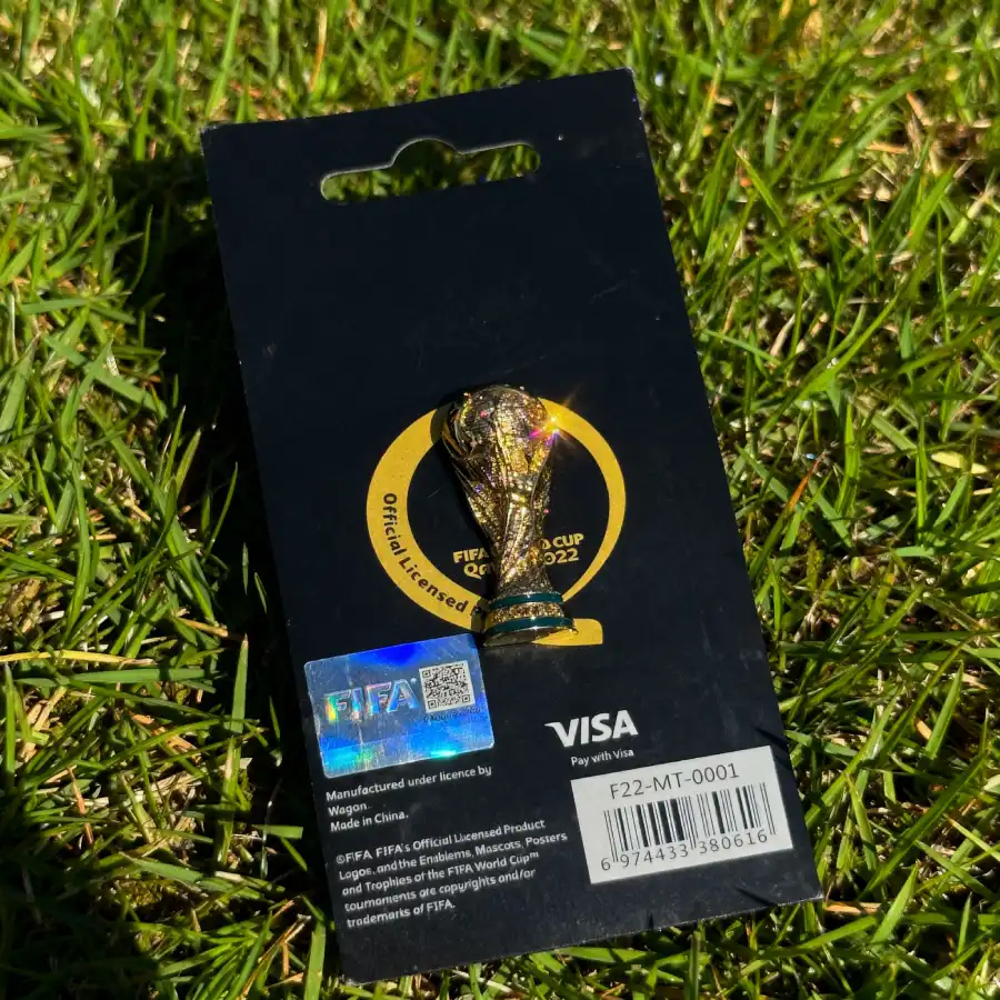 Pin copa del mundo - Imagen 3